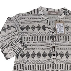 Utsa Women's Beige Small Tunic Top Geometric